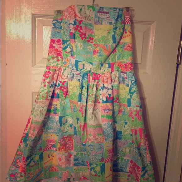 EUC Lilly Pulitzer State of Mind Lottie - Picture 1 of 2